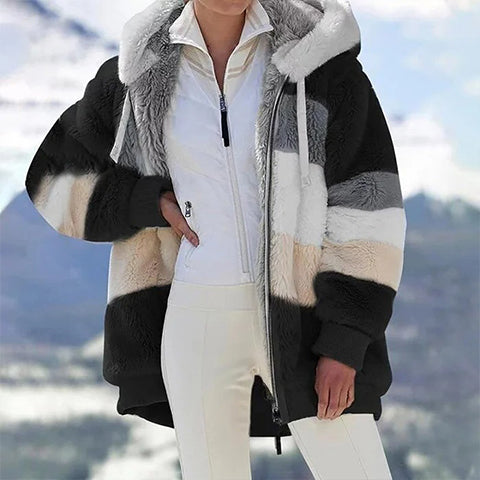 CONTRASTING LAMB WOOL PADDED COAT